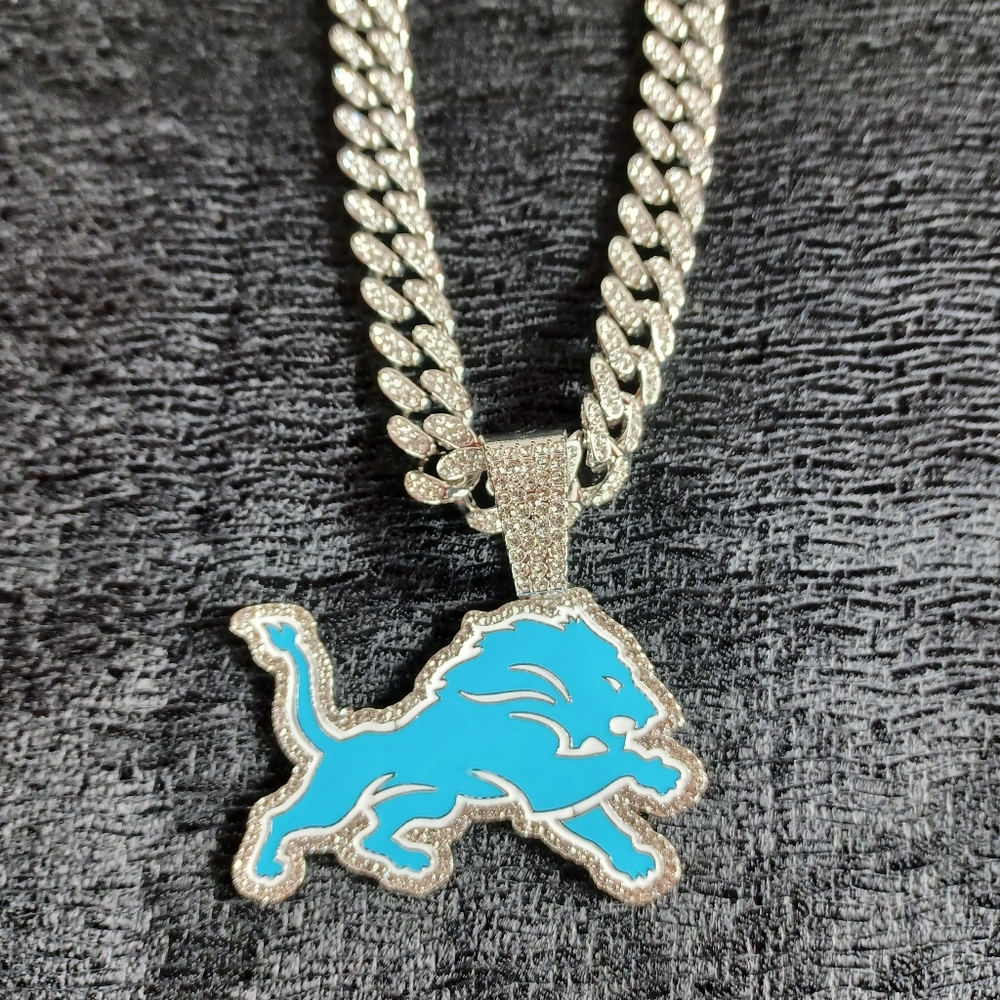 NFL Detroit Lions Necklace Pendant Cuban Chain Link Football Hip Hop Jewelry